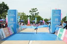 媒体人：杨瀚森被撞头晕已做检查，是否打G联赛要等通知