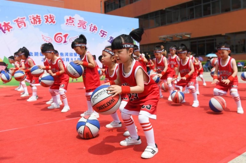 利物浦连续五场不败 排名紧追曼城