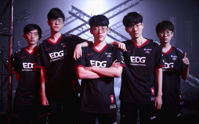 德赫亚在曼 德赫亚在曼